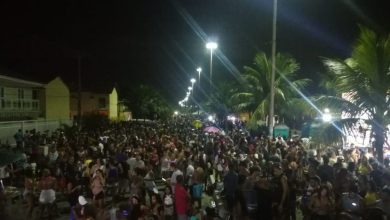 Eventos na orla de Coroa Grande atraíram centenas de pessoas durante o Carnaval