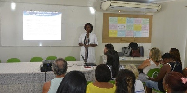 DIA INTERNACIONAL da Mulher foi celebrado com palestra educativa em Seropédica