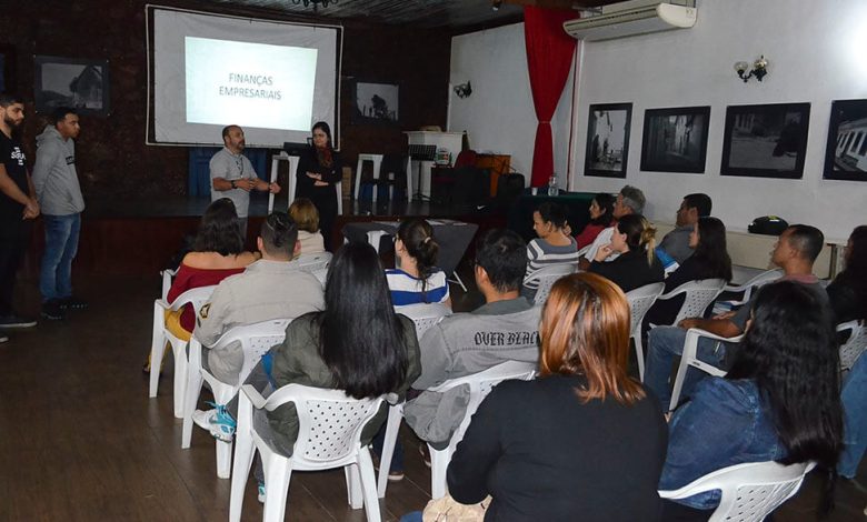 Parceria promove cursos pequenos empreendedores de Mangaratiba