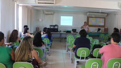 EDUCADORES DE Seropédica participaram de palestra de qualificação em Língua Portuguesa