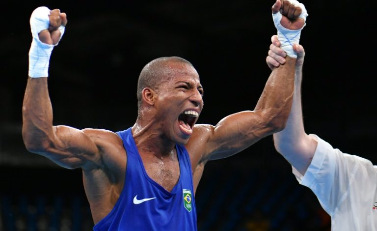 Robson Conceição conquistou a medalha de ouro nos Jogos Olímpicos do Rio de Janeiro, em 2016