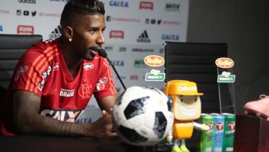 O lateral Rodinei falou da reta final do Brasileirão em entrevista coletiva no Ninho do Urubu