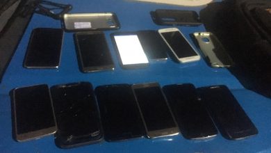 Os celulares roubados foram recuperados pela PM