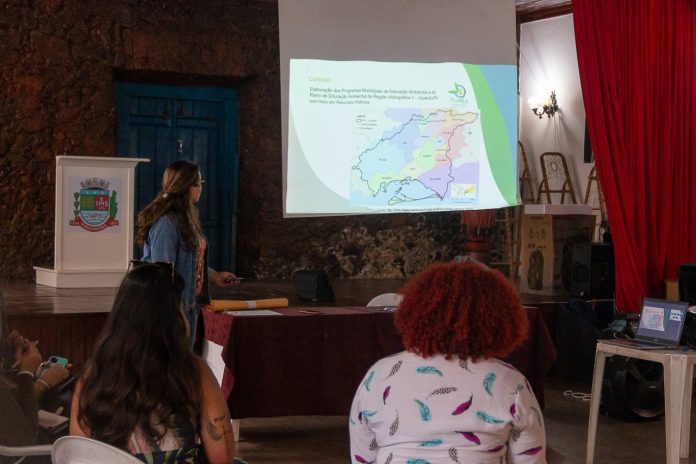 O encontro serviu para representantes apontarem quais são os pontos de referência de Mangaratiba em termos de Educação Ambiental e Cultural (Jonathan Abade)