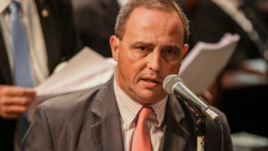 A medida é de autoria do deputado Waldeck Carneiro