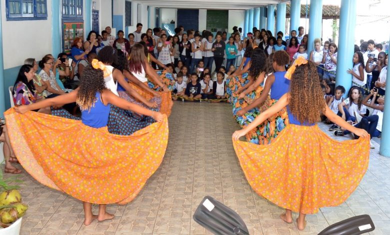 O CARIMBÓ foi uma das apresentações da I Mostra de Dança em Mangaratiba