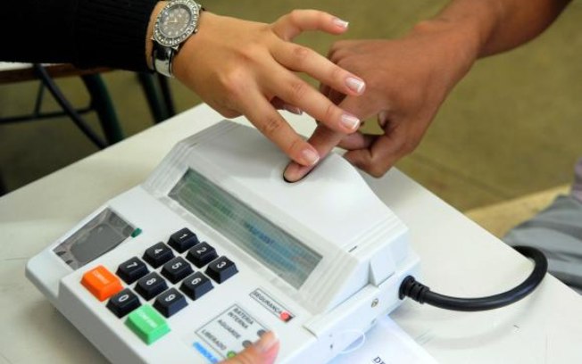 Vale destacar, ainda, que os eleitores que não fizeram a biometria, mas não estão com o título cancelado ou suspenso, também poderão votar normalmente neste ano