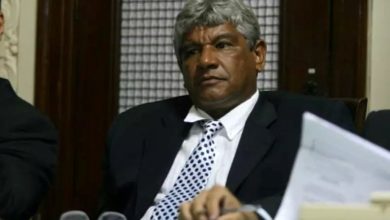 Ex-prefeito Anabal Barbosa de Souza sério