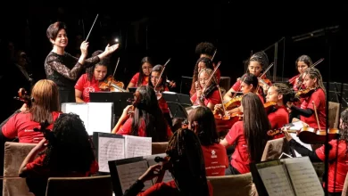 Orquestra Sinfônica Juvenil Chiquinha Gonzaga durante sua apresentação do Natal 2024