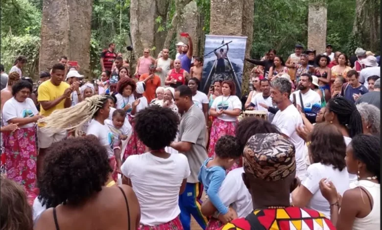 Quilombo da Marambaia celebra o Dia da Consciência Negra com roda de jongo.