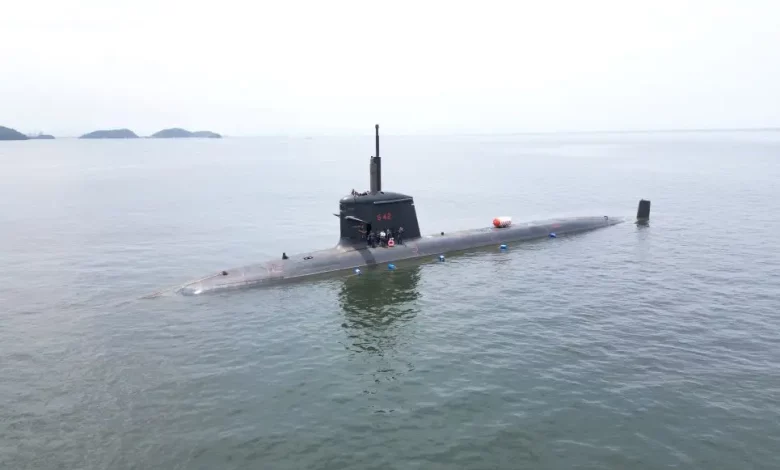 Submarino Toneleiro durante teste na Baía de Sepetiba.