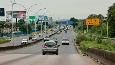 Movimento em uma rodovia no Rio de Janeiro.