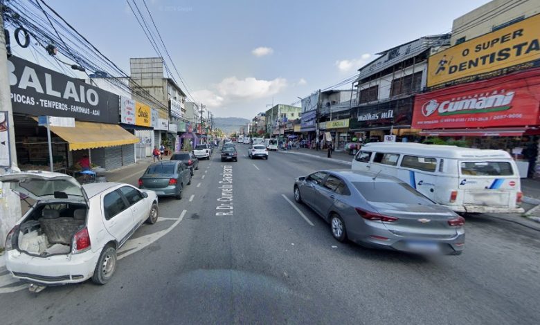 Visão da Avenida Curvelo Cavalcanti, no Centro de Itaguaí: Procon e Secretaria de Defesa do Consumidor dão dicas importantes (Imagem: Google Maps)