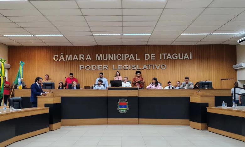 Fot do Plenário da Câmara Municipal de Itaguaí com os vereadores