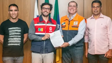 Prefeito interino de Itaguaí, Haroldo Jesus, recebe o coordenador regional da Defesa Civil, Tenente-Coronel Augusto Carlos Cunha Fonseca