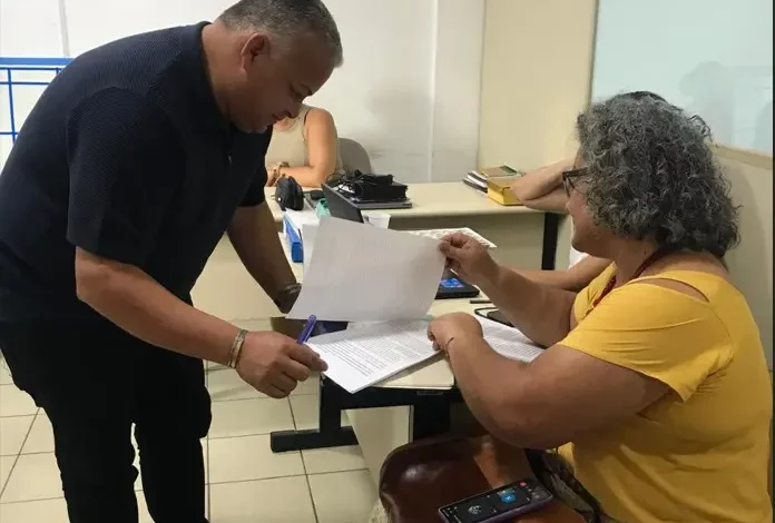 Professores da Ilha da Marambaia participam de reunião sobre o curso de Educação Escolar Quilombola