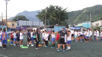 Crianças e adolescentes participam de atividades esportivas em Mangaratiba