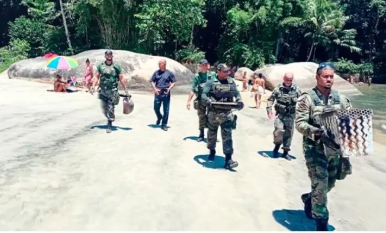 Churrasqueiras apreendidas durante a Operação Verão