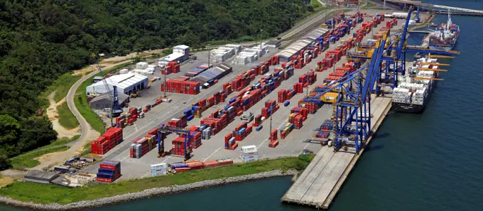 Foto panorâmica do Porto de Itaguaí