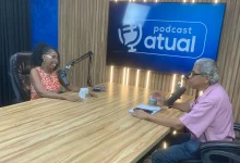 A entrevistada Francis Firmino conversa com Renato Reis