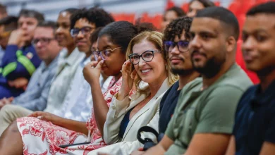 Ternium mentoria jovens negros / foto mostra primeira fileira do auditório com participantes do programa