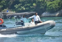 Lancha da Capitania dos Portos do RJ em ação