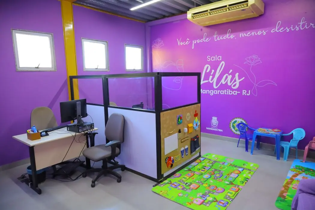 Espaço humanizado da Sala Lilás da 165ª Delegacia de Mangaratiba