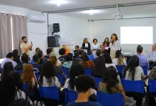 Estudantes do Colégio Estadual João Paulo II participam de palestra educativa