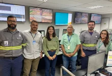 quipe da PortosRio, Vale e Porto Sudeste durante visita técnica ao Centro de Controle Operacional