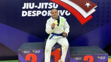 Anielle Amaral celebra o ouro no Pan-Americano de Jiu-Jitsu 2025