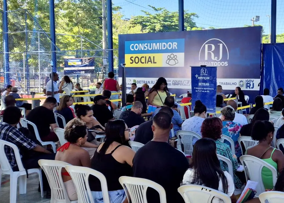 Moradores participam da Ação Consumidor Social