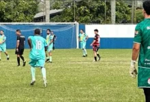 Jogadores em campo durante a 5ª rodada
