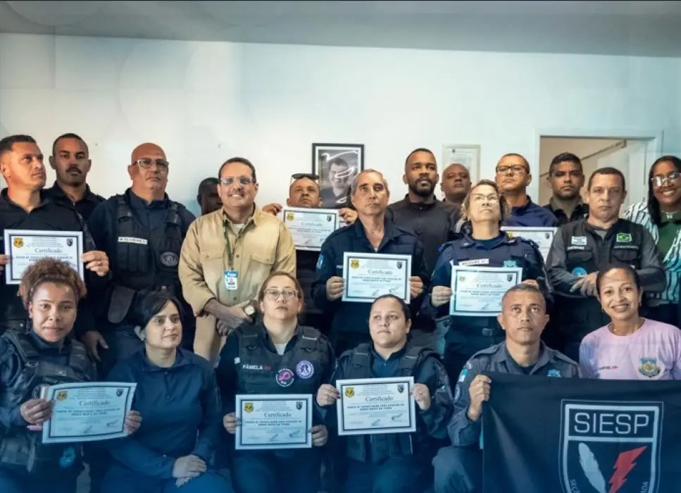 Agentes da Guarda Municipal de Mangaratiba e Cabo Frio recebem certificados