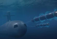 Simulação do lançamento do torpedo F21 a partir de um Submarino Tonelero
