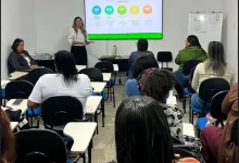 Educadores da rede municipal participam de formação do Compromisso Criança Alfabetizada