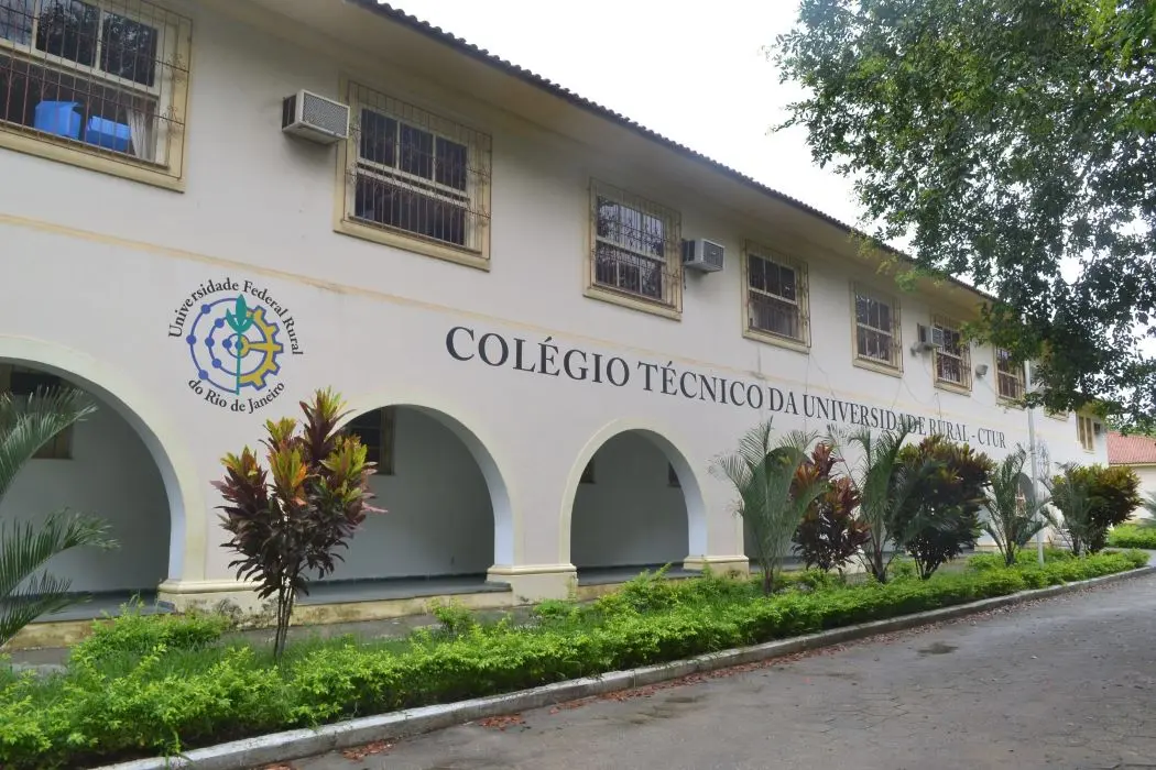 Fachada do Colégio Técnico da Universidade Federal Rural do Rio de Janeiro
