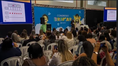 Educadores participam de palestra no Congresso Brincar , realizado no Iate Clube de Itacuruçá