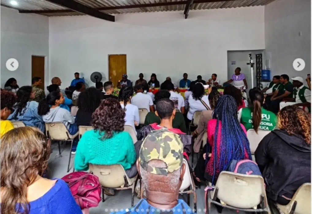 Moradores e representantes de comunidades quilombolas durante o VI Encontro Quilombola