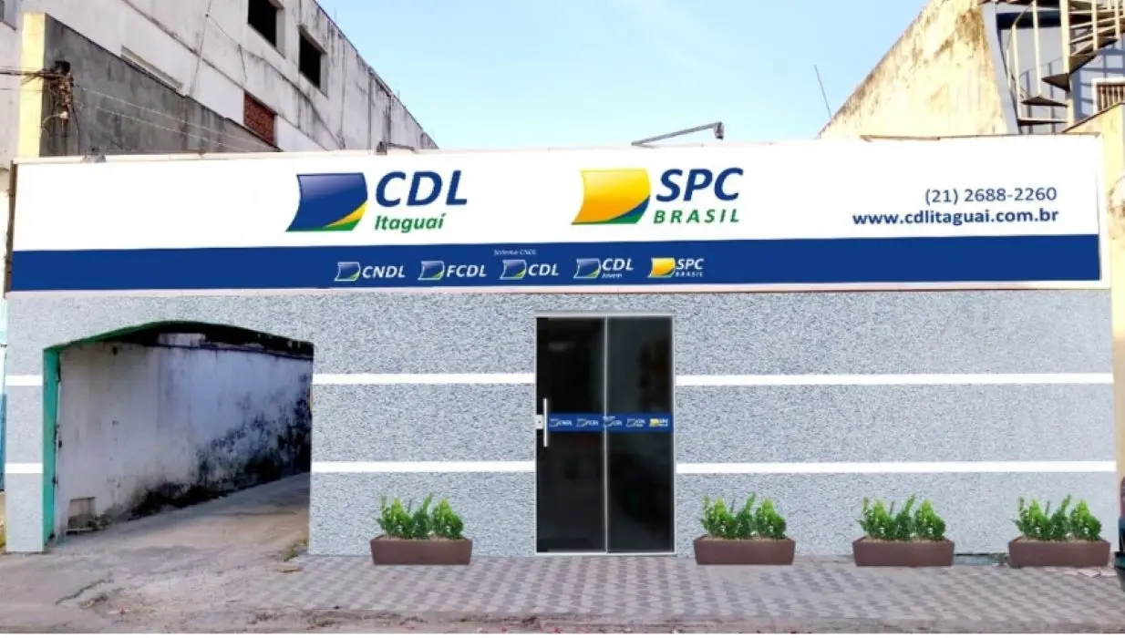 Fachada da sede da CDL Itaguaí