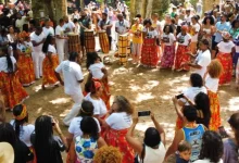 Roda de jongo reúne moradores e visitantes durante a 22ª Festa da Consciência Negra