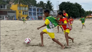 Pequenos atletas do Grão de Areia entram em campo para mais um dia de integração