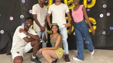 Jovens bailarinos da UBD Company