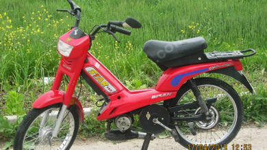 A partir de 2026, ciclomotores de até 50 km/h passam a exigir emplacamento, registro no Detran e condutor habilitado, conforme novas regras do Contran.