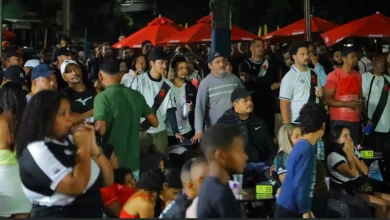 Torcida do Vasco marca presença em peso no Bora Torcer e vibra junta durante o primeiro jogo da final da Copa do Brasil