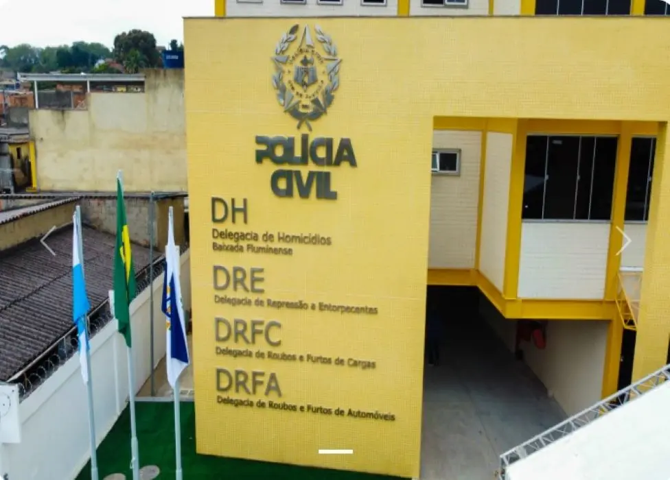 Fachada da Delegacia de Homicídios da Baixada Fluminense