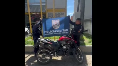 Policiais do 24º BPM recuperam motocicleta furtada