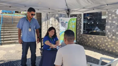 Equipe da Rio+Saneamento realiza atendimento itinerante do programa Rio+Perto de Você