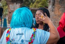 Crianças e adolescentes participam de atividades criativas e culturais