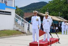 Capitão de mar e guerra (FN) Rafael Nachard Maciel durante a cerimônia de transmissão de comando