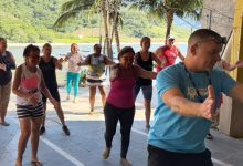 Atividade de educação física orientada reúne moradores da Melhor Idade